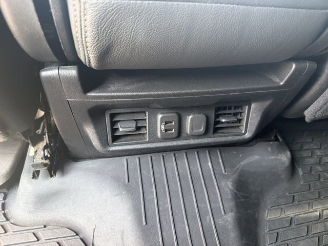 Used 2019 Chevrolet Silverado 1500 RST AWD/4WD image 19