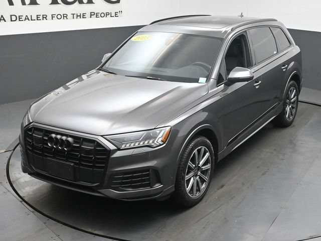Used 2023 Audi Q7 2.0T Premium Plus w/ Premium Plus Package AWD/4WD image 45