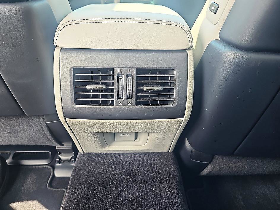 Used 2014 Lexus LS 460 w/ Comfort Package image 32