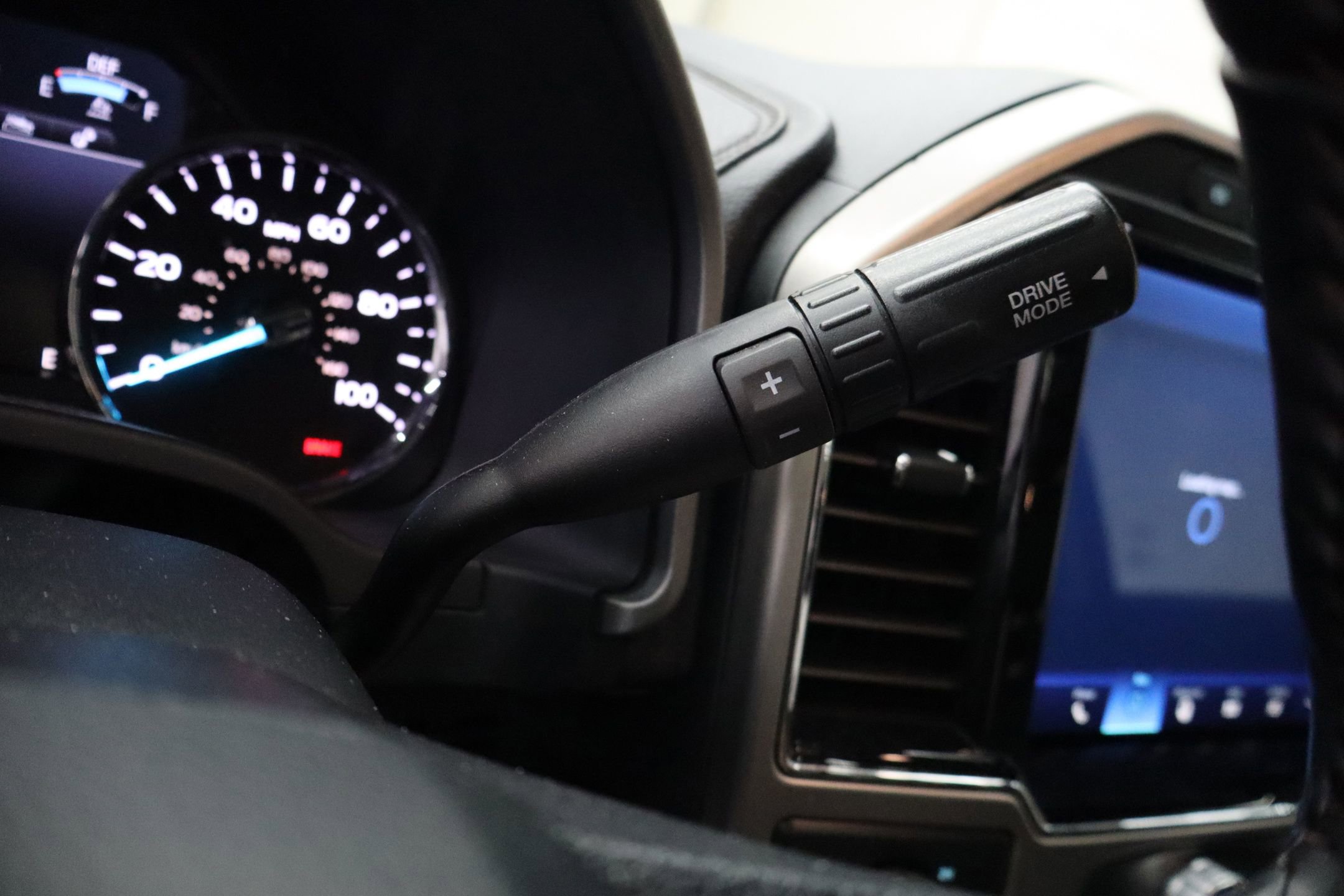 Certified 2022 Ford F250 Platinum w/ FX4 Off-Road Package image 18