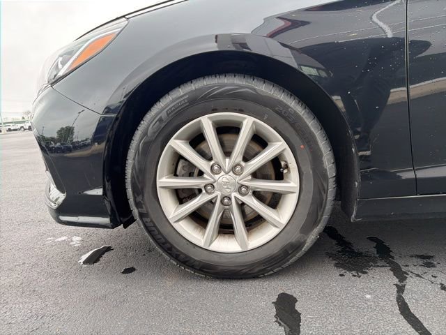 Used 2018 Hyundai Sonata SE w/ Cargo Package FWD image 10