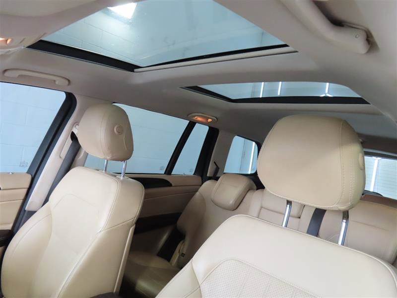 Used 2017 Mercedes-Benz GLS 450 4MATIC w/ Premium Package image 19