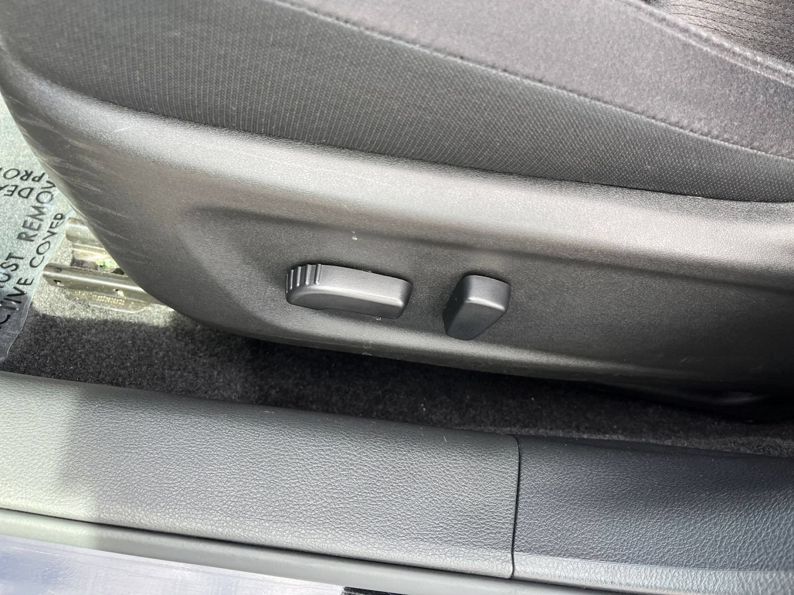 Used 2025 Nissan Altima 2.5 SV FWD image 18