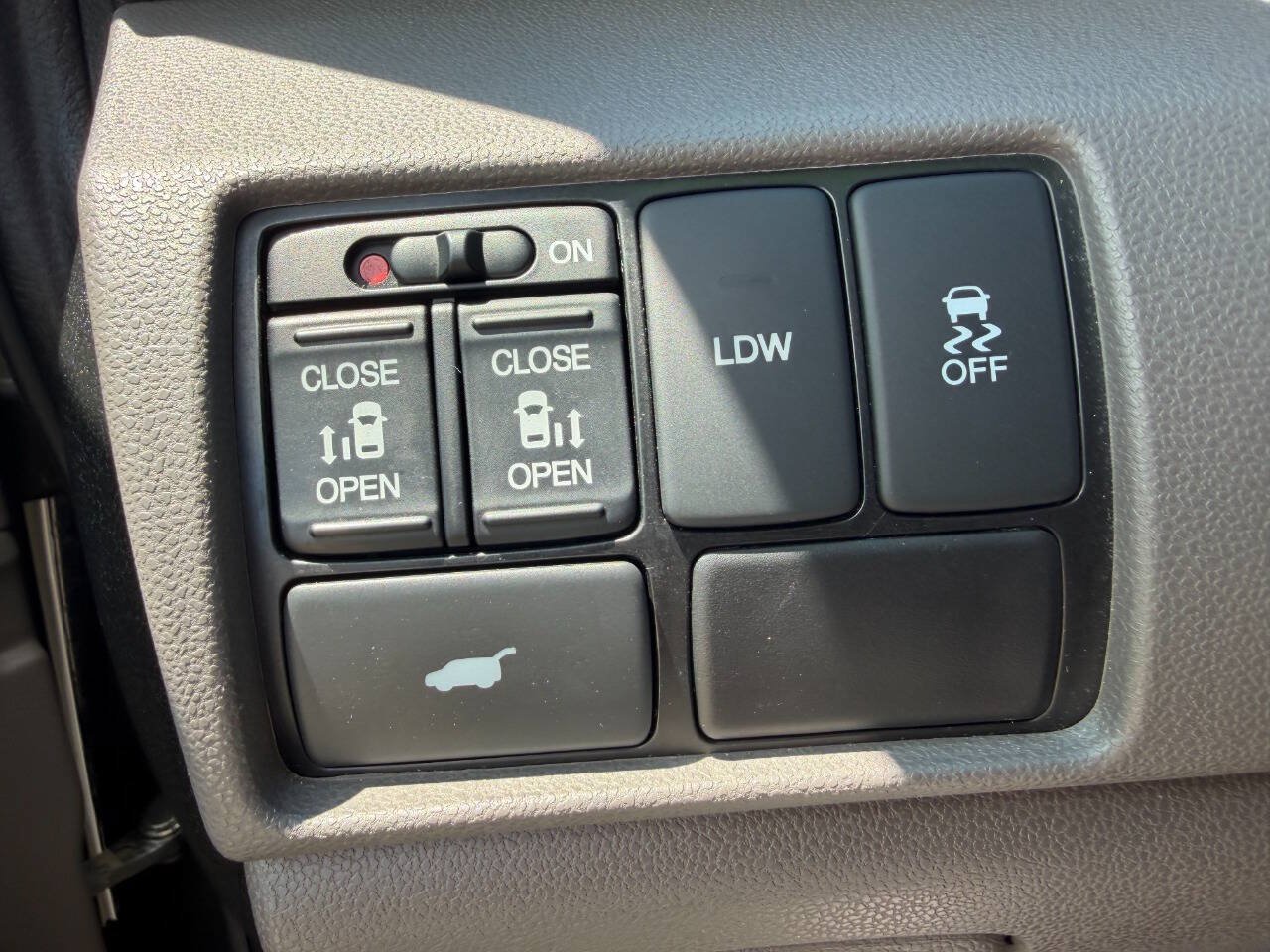 Used 2014 Honda Odyssey EX-L image 24