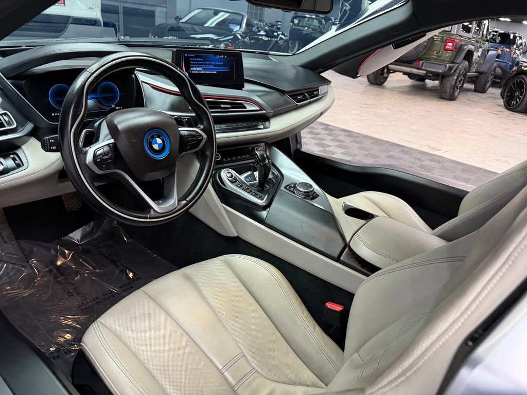 Used 2015 BMW i8 AWD/4WD image 35