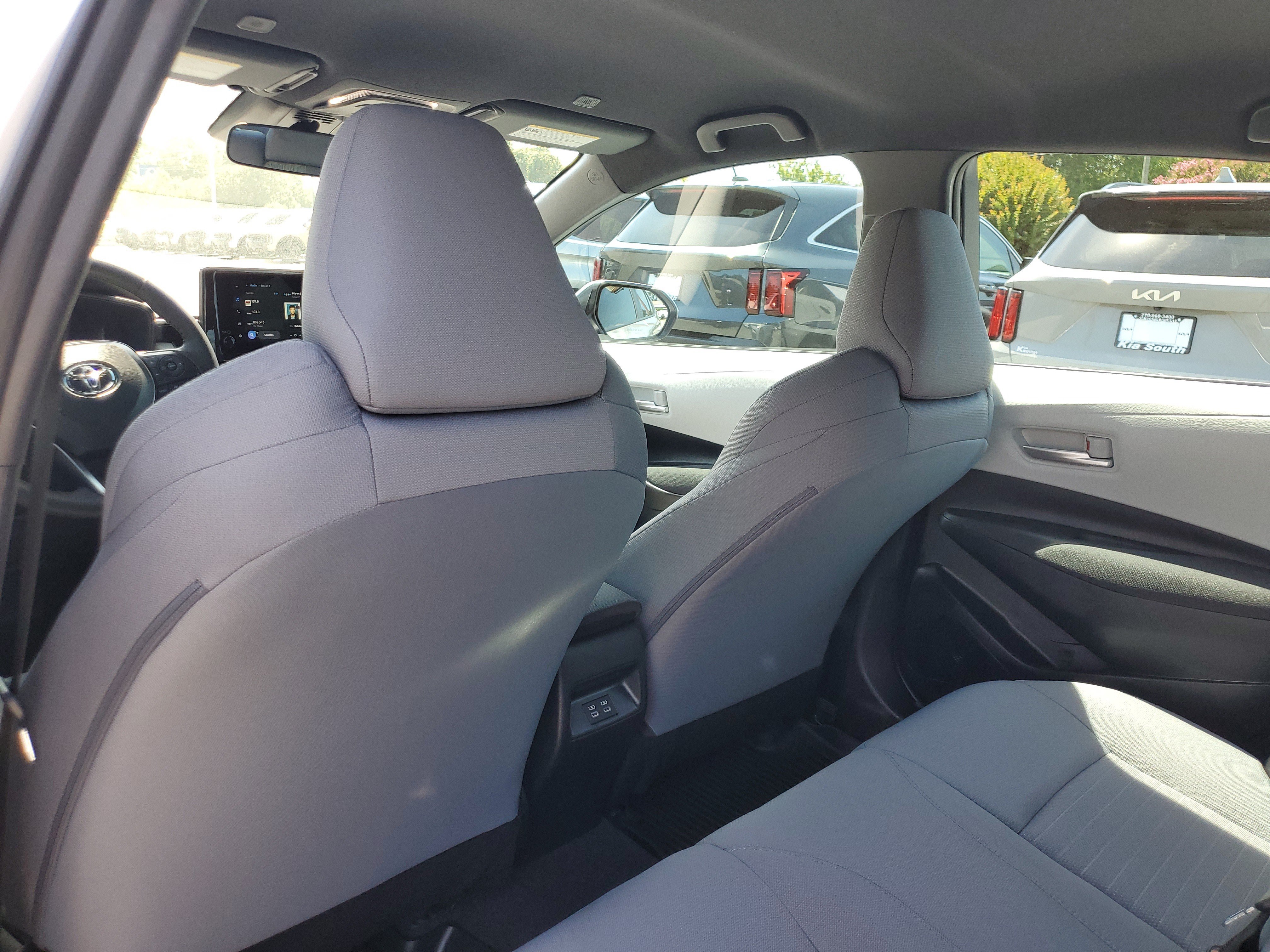 Used 2026 Toyota Corolla SE FWD image 11