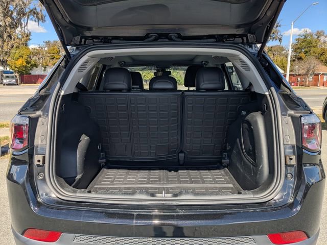 Used 2022 Jeep Compass Limited w/ Sun and Sound Group image 13