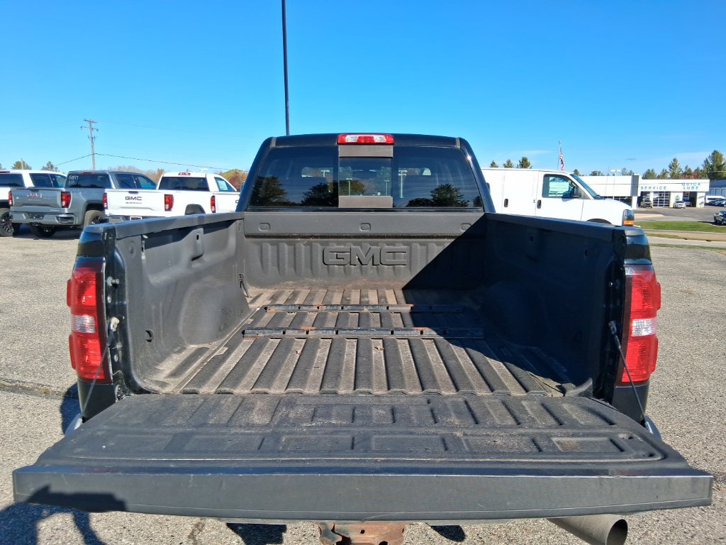 Used 2016 GMC Sierra 2500 SLT w/ Duramax Plus Package AWD/4WD image 21