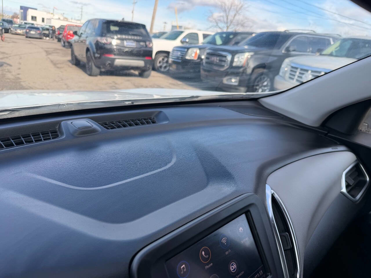 Used 2021 Chevrolet Equinox LT FWD image 45