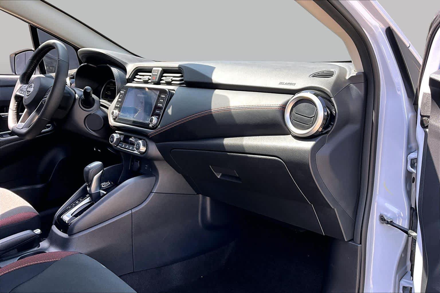 Certified 2025 Nissan Versa SR w/ Trunk Package FWD image 18