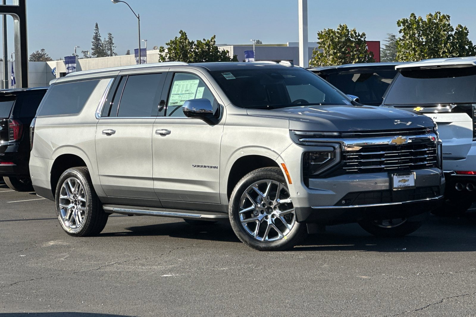 New 2026 Chevrolet Suburban Premier image 2