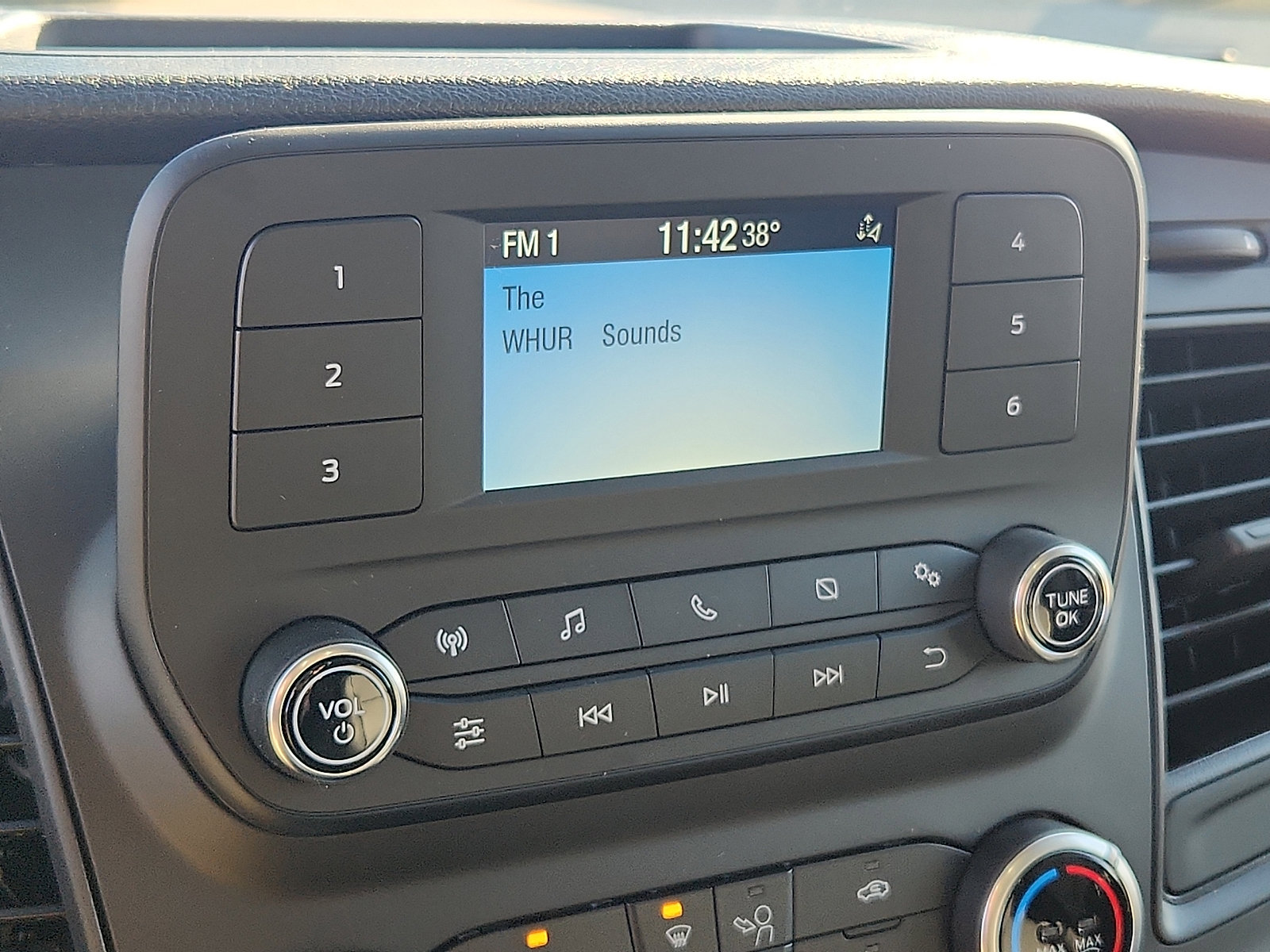 New 2025 Ford Transit 250 image 10