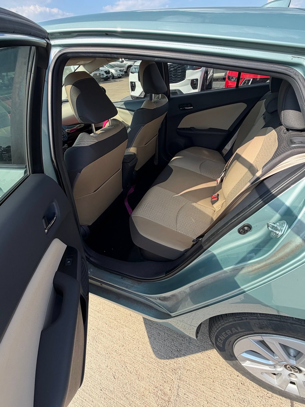 Used 2016 Toyota Prius Two FWD image 15