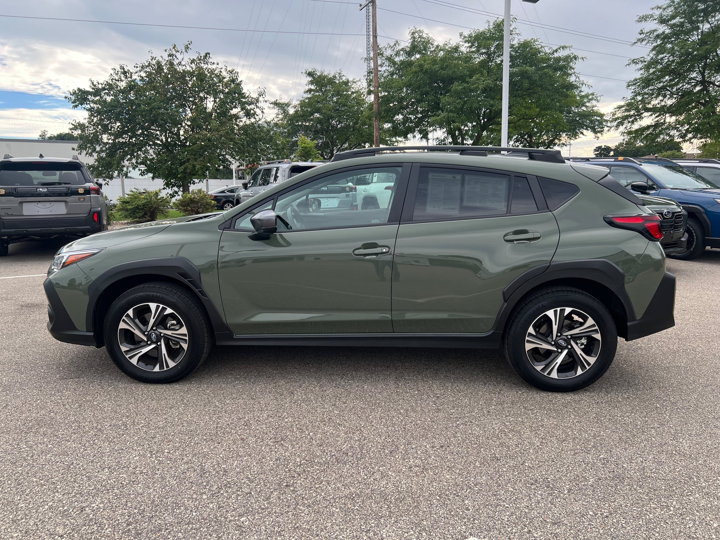 Certified 2026 Subaru Crosstrek 2.5i Premium AWD/4WD image 4