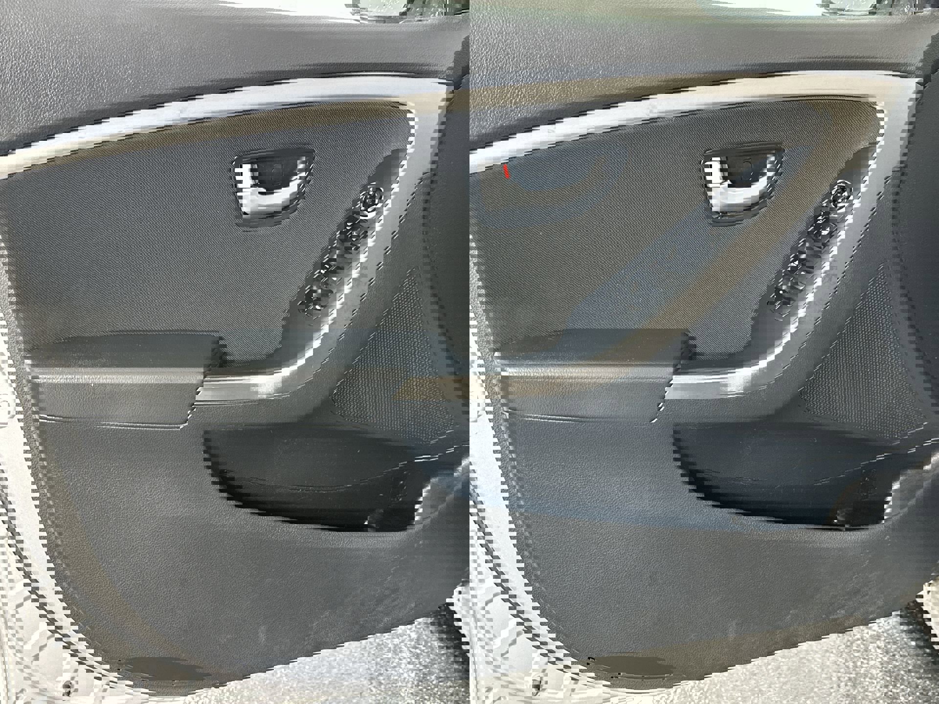 Used 2016 Hyundai Elantra GT image 32
