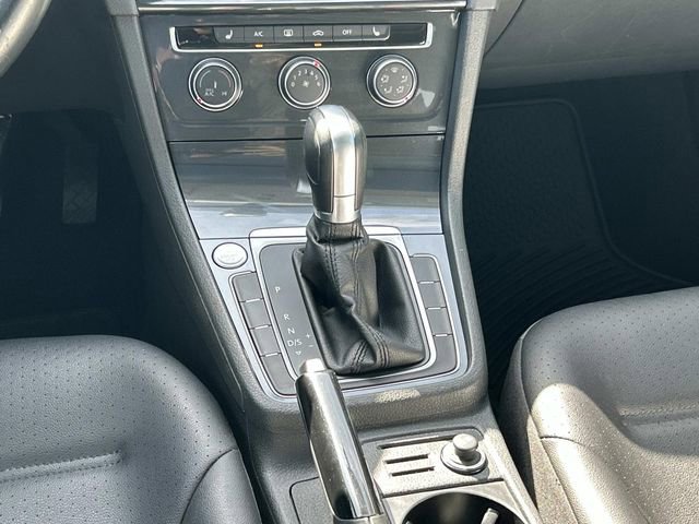 Used 2018 Volkswagen Golf SE FWD image 17