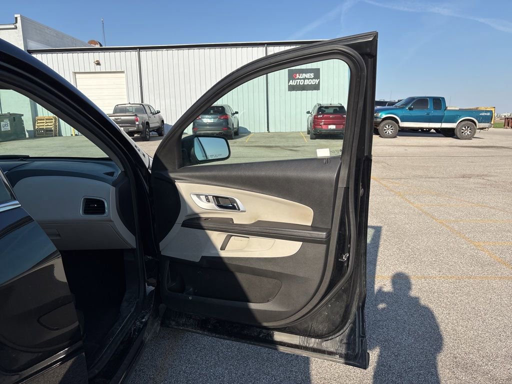 Used 2015 Chevrolet Equinox LS image 13
