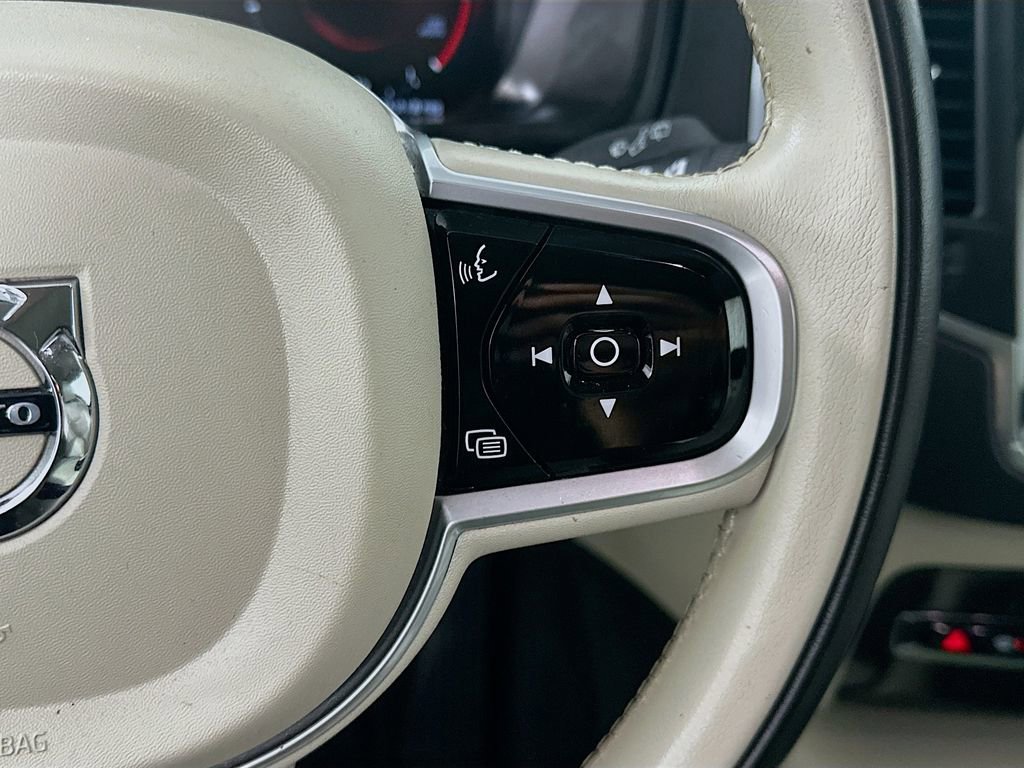 Used 2019 Volvo XC90 T6 Momentum w/ Advanced Package image 27