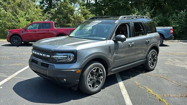 New 2026 Ford Bronco Sport Outer Banks w/ Outer Banks Tech Package+ AWD/4WD image 3