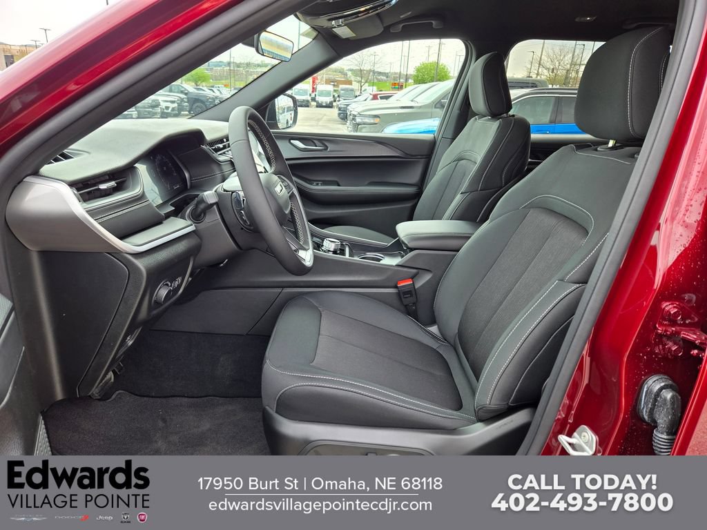 New 2026 Jeep Grand Cherokee L Laredo AWD/4WD image 13