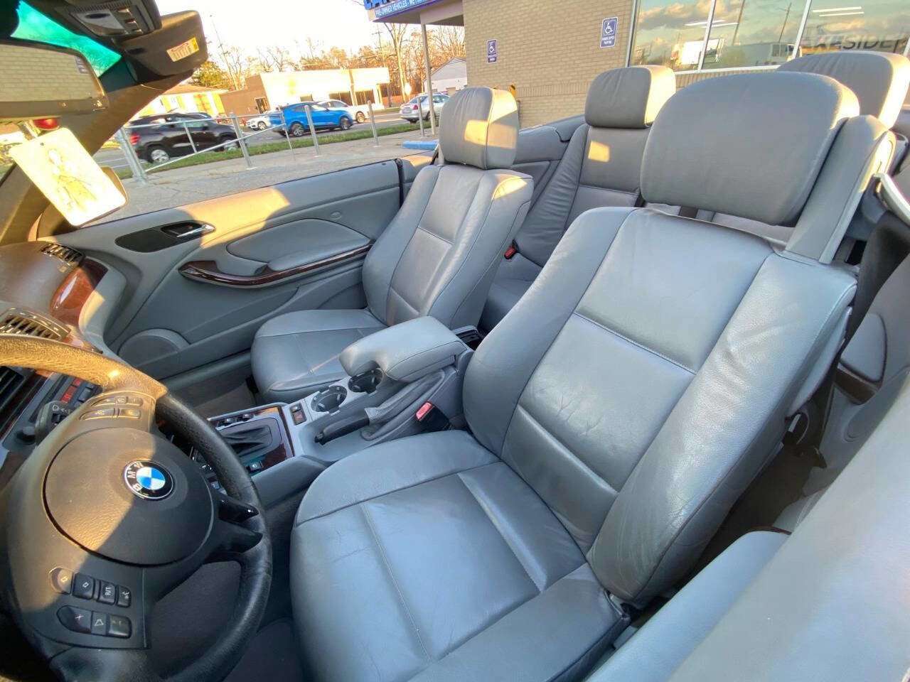 Used 2005 BMW 325Ci Convertible image 23