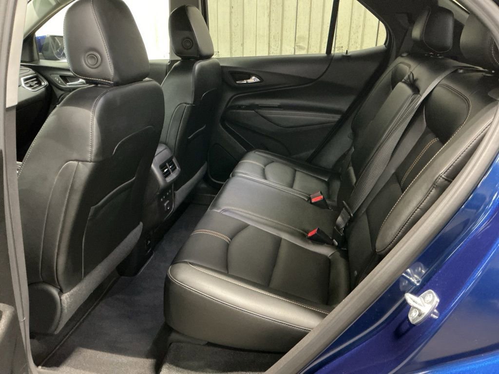 Used 2023 Chevrolet Equinox Premier image 24