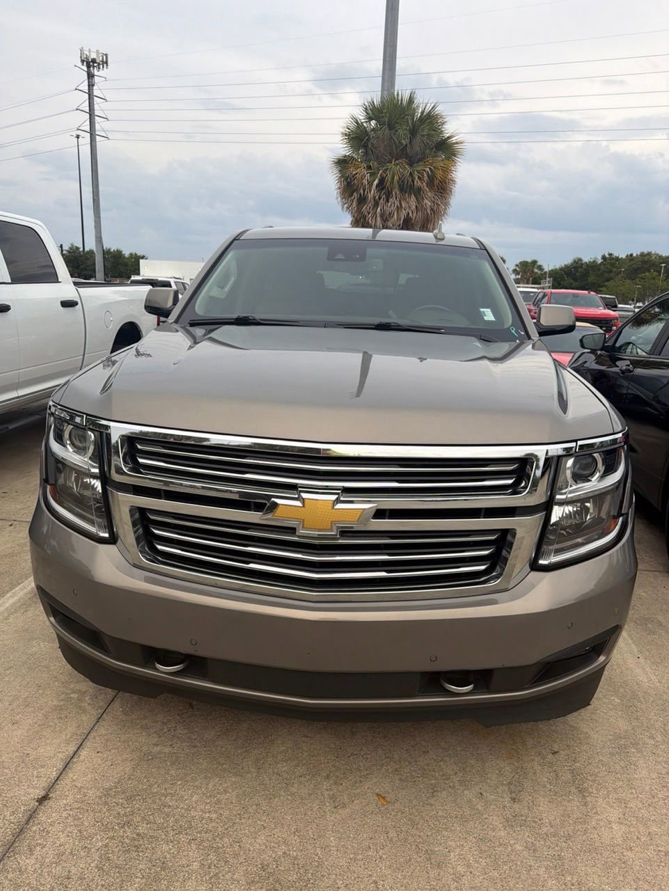 Used 2018 Chevrolet Tahoe LT w/ LT Signature Package RWD image 5
