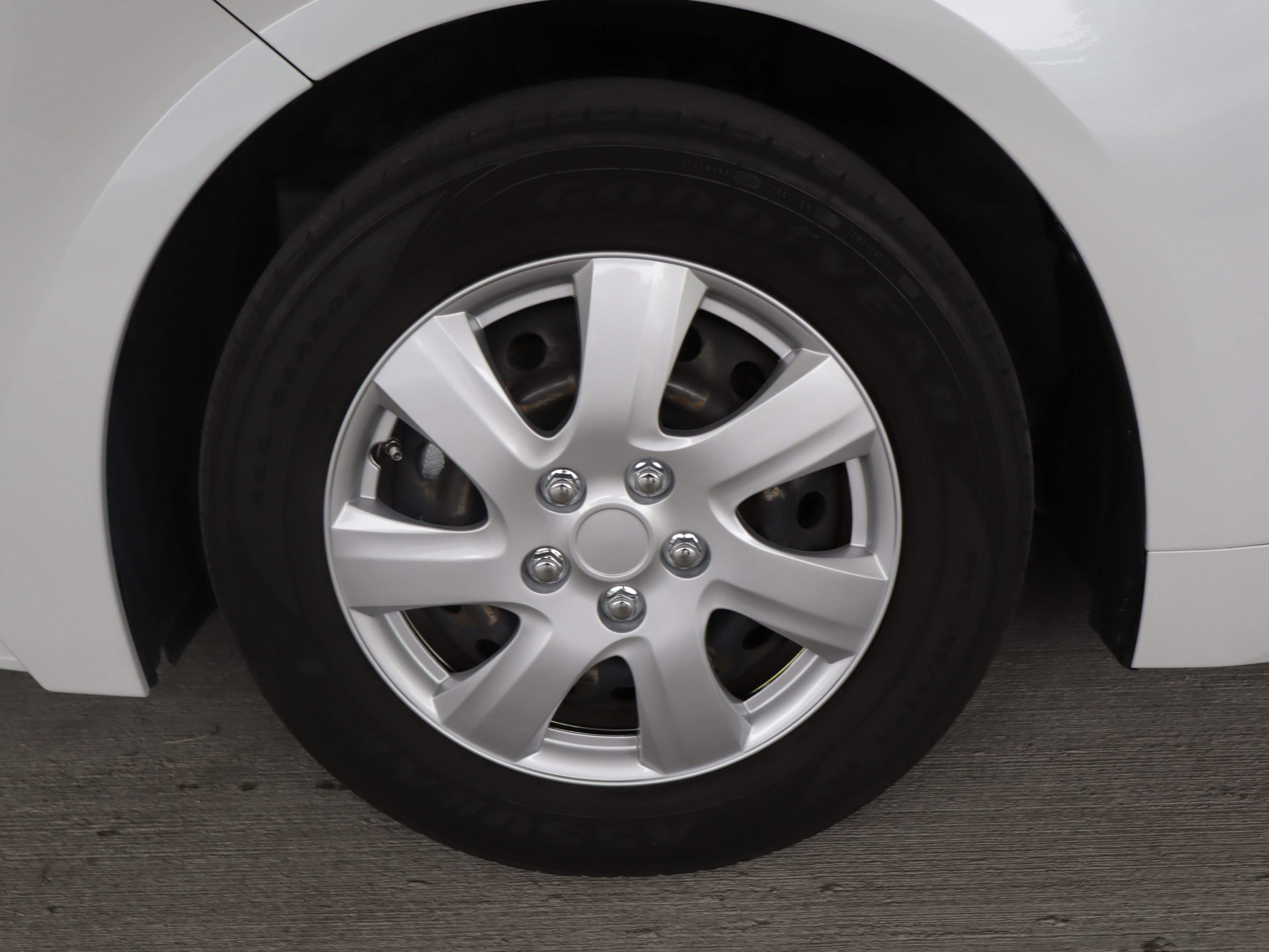 Used 2026 Toyota Corolla LE w/ LE Premium Package FWD image 25