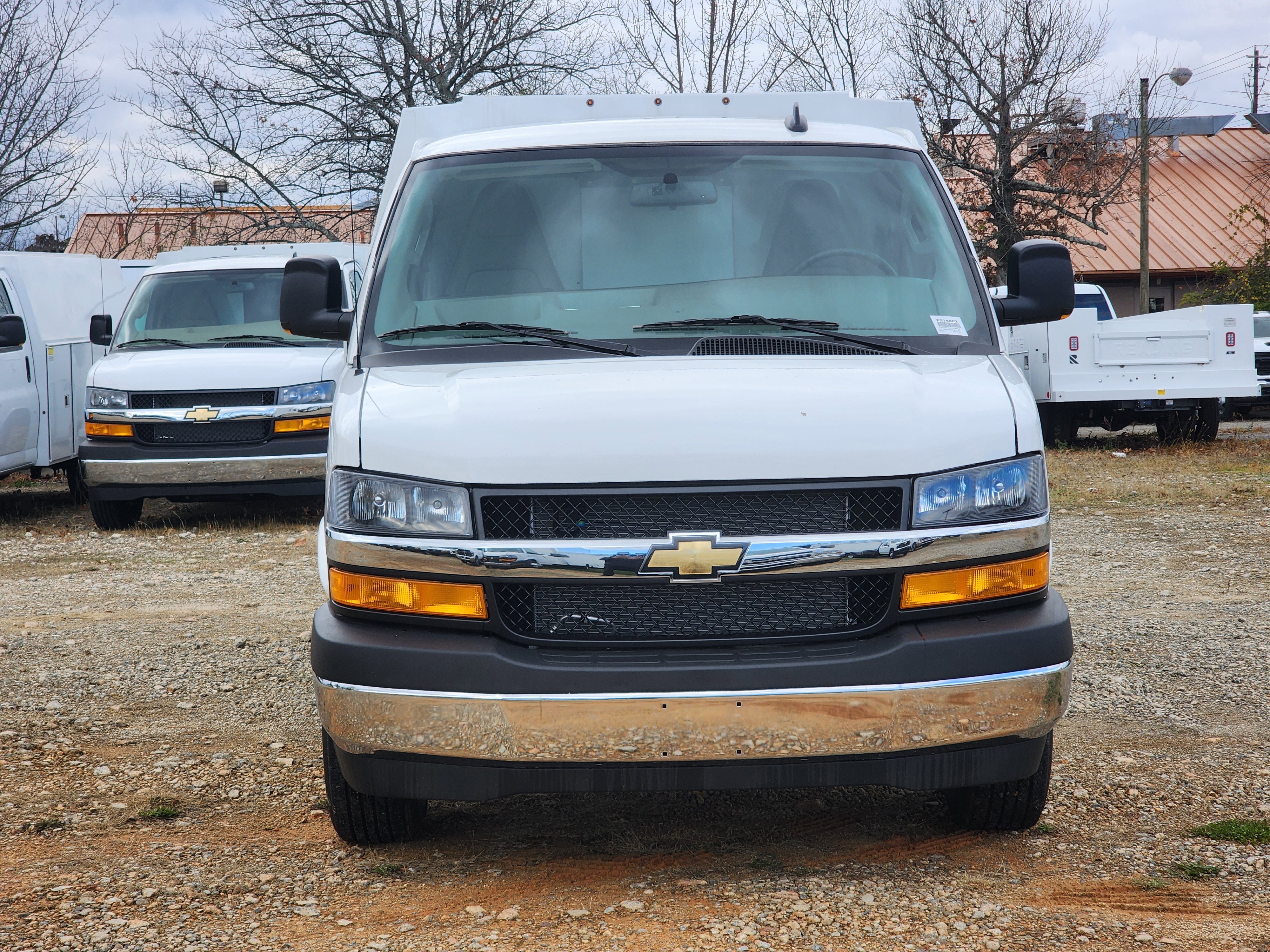 New 2025 Chevrolet Express 3500 w/ Power Convenience Package RWD image 5