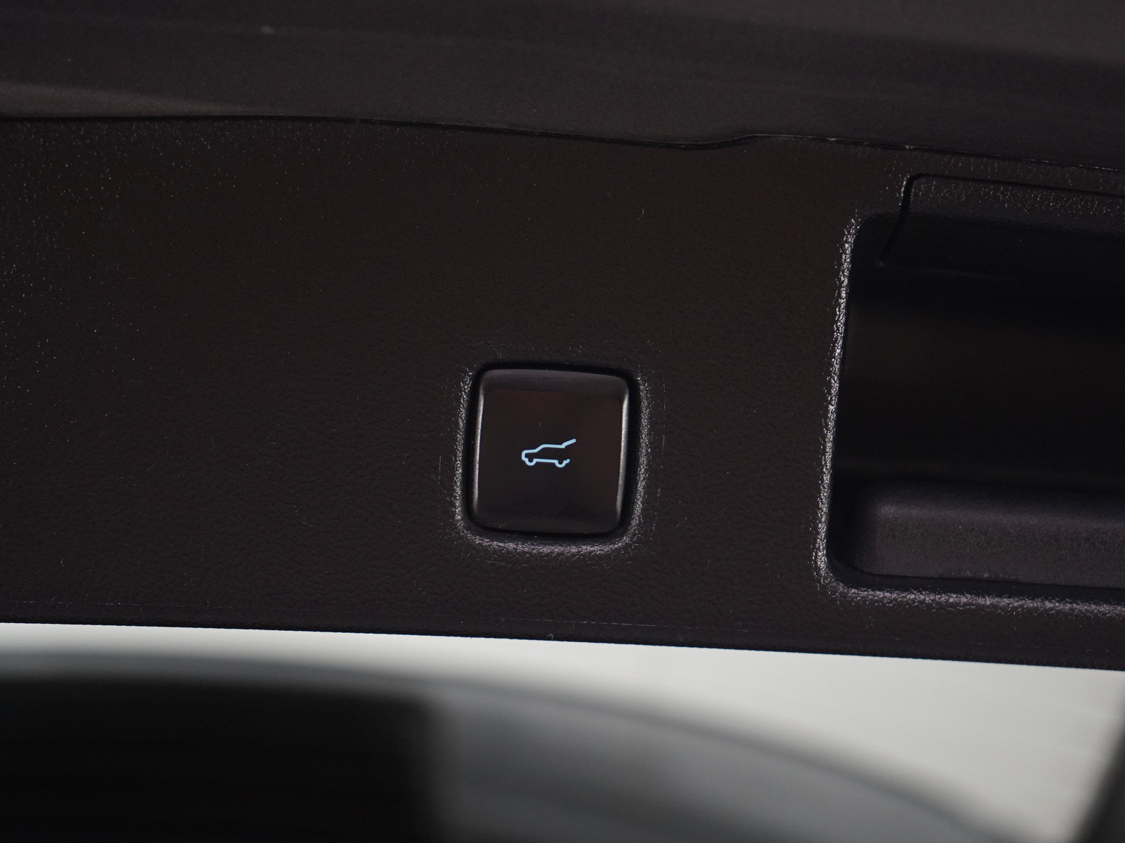 Used 2023 Ford Escape Platinum AWD/4WD image 17