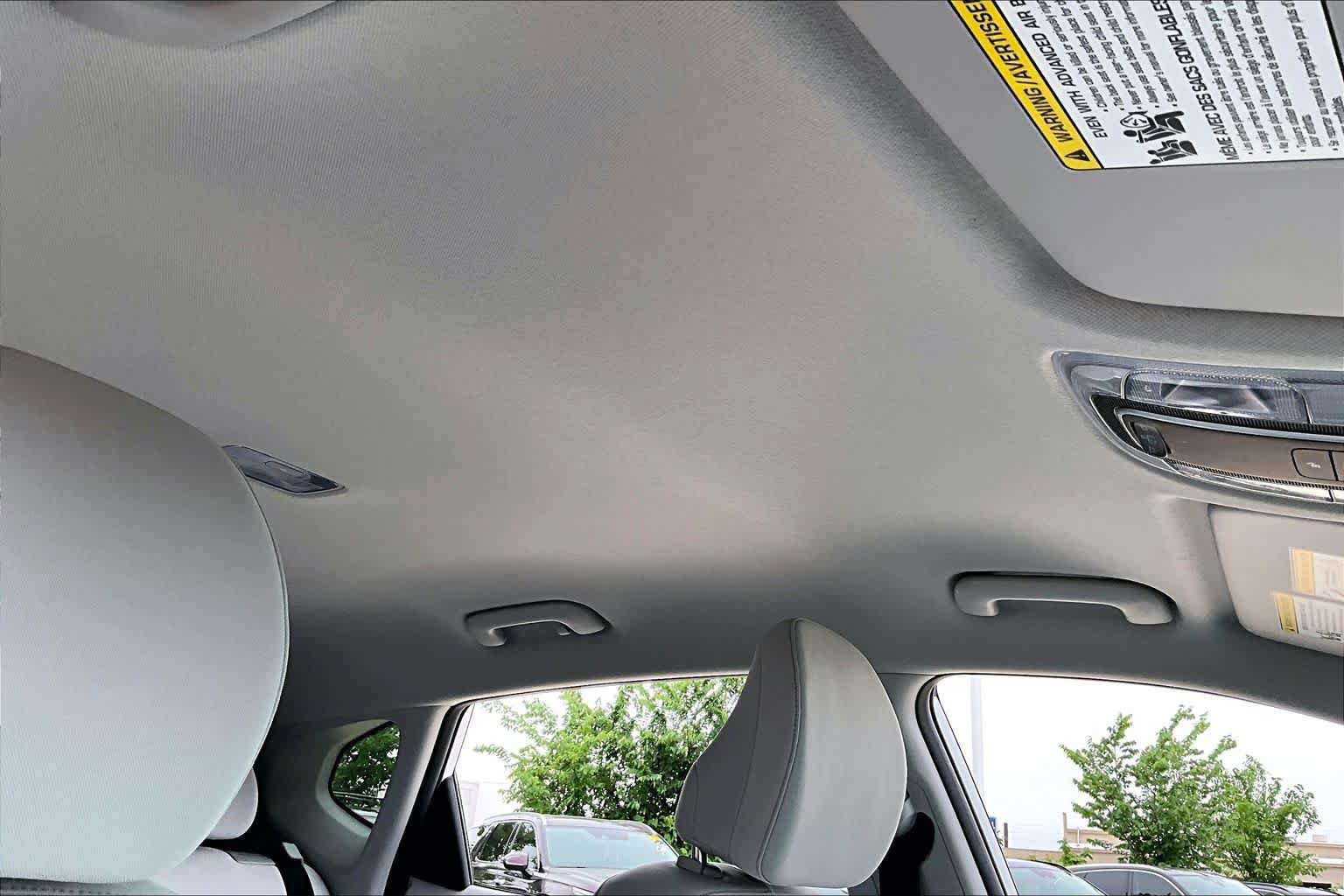 Used 2024 Hyundai Kona SEL w/ Convenience Package FWD image 13