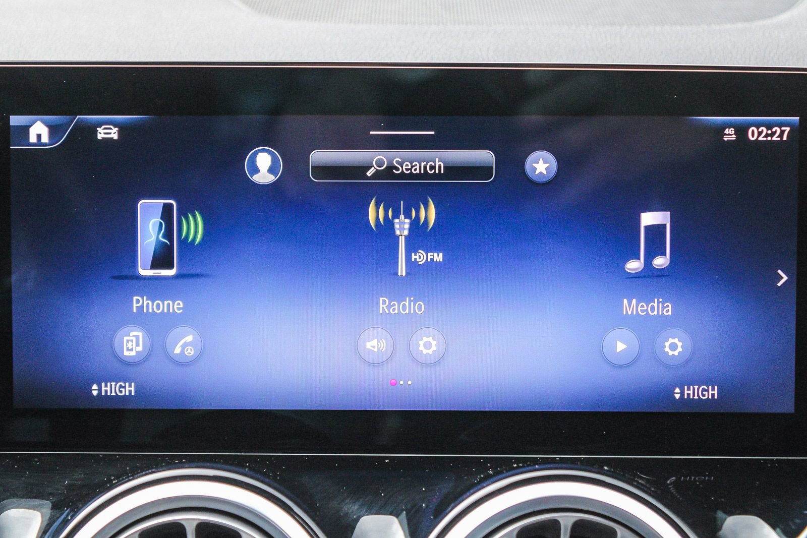 Used 2025 Mercedes-Benz GLA 250 4MATIC image 16