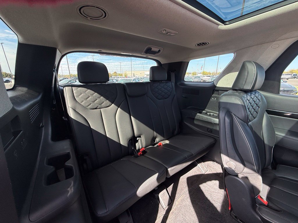 Used 2021 Hyundai Palisade Limited FWD image 26