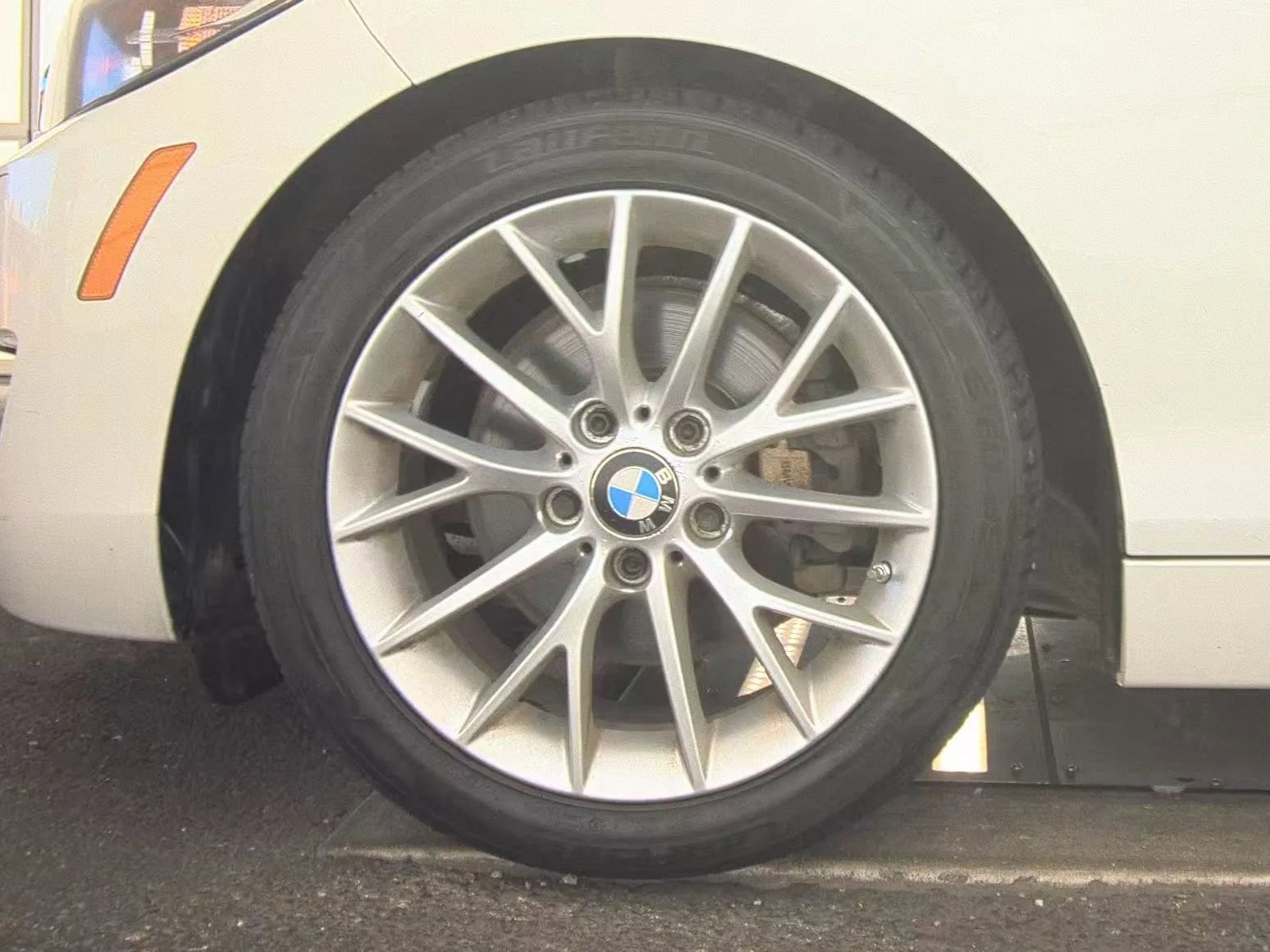 Used 2016 BMW 228i xDrive Convertible AWD/4WD image 3