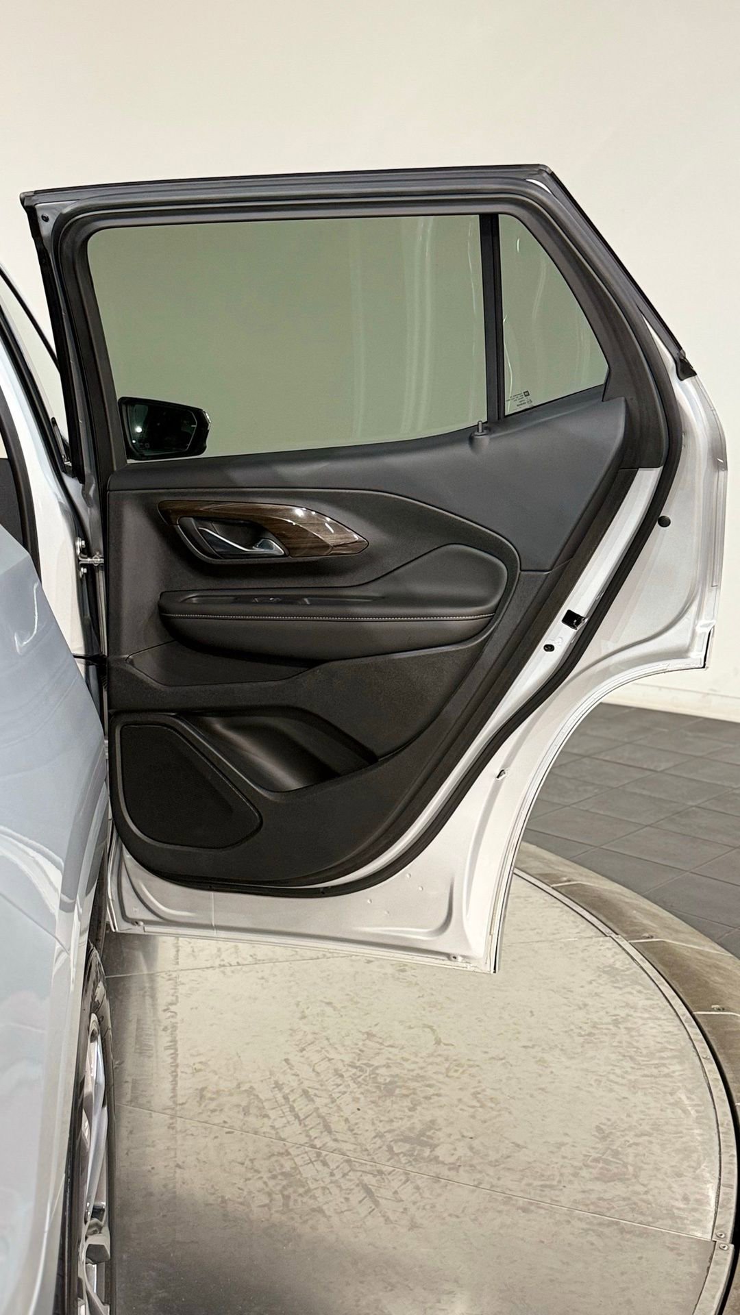 Used 2019 GMC Terrain Denali w/ Advanced Safety Package AWD/4WD image 56