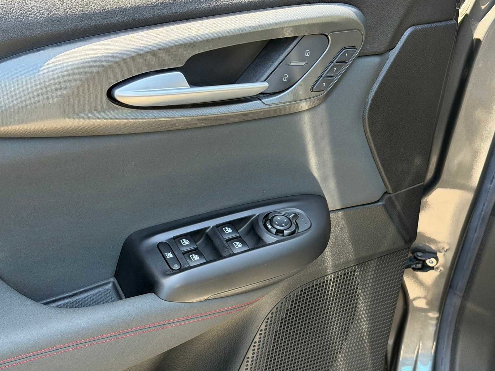 Used 2024 Dodge Hornet R/T w/ R/T Blacktop Package AWD/4WD image 16