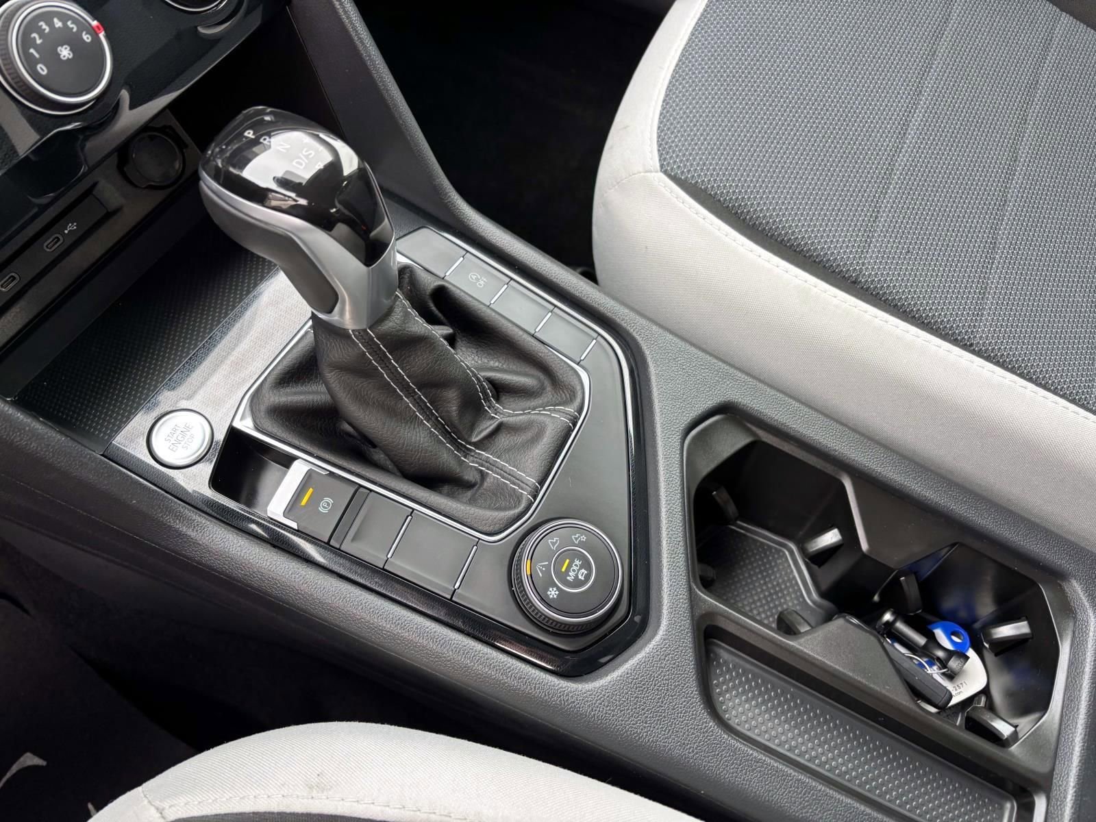 Used 2025 Volkswagen Taos S image 23