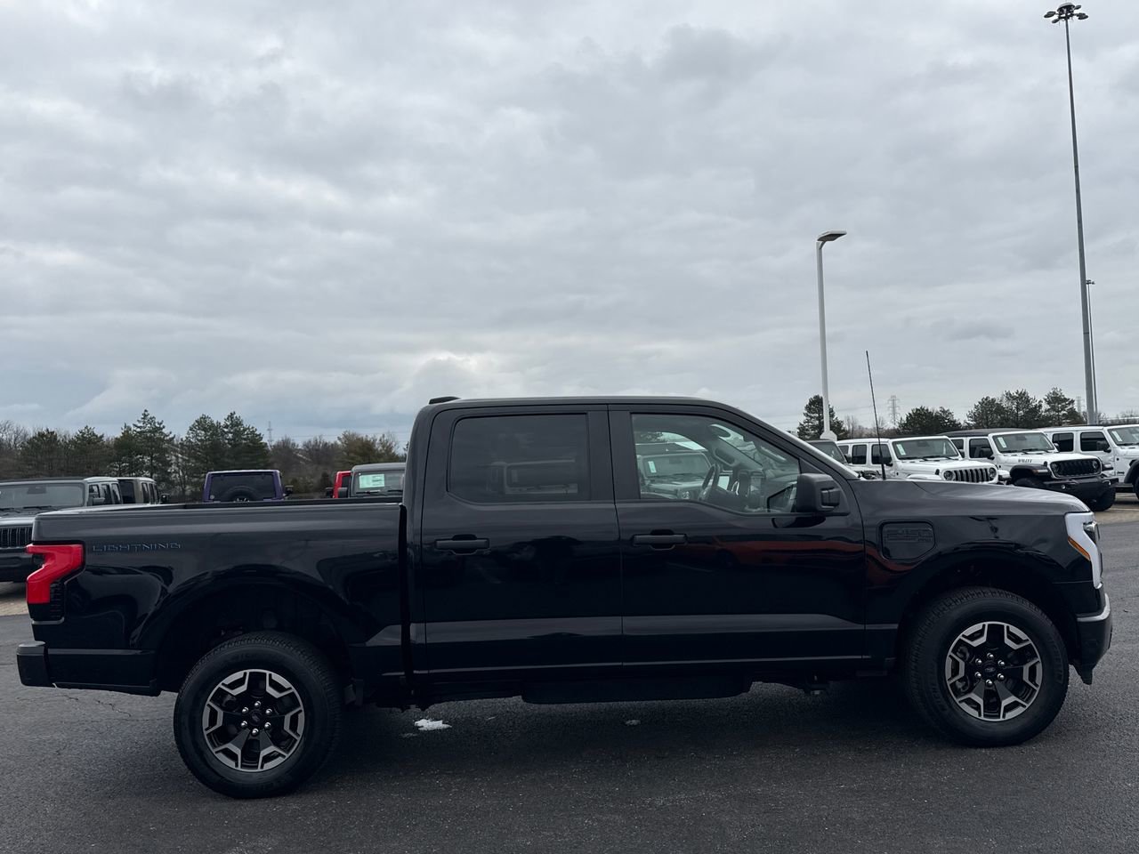 Used 2023 Ford F150 Lightning Pro video 2