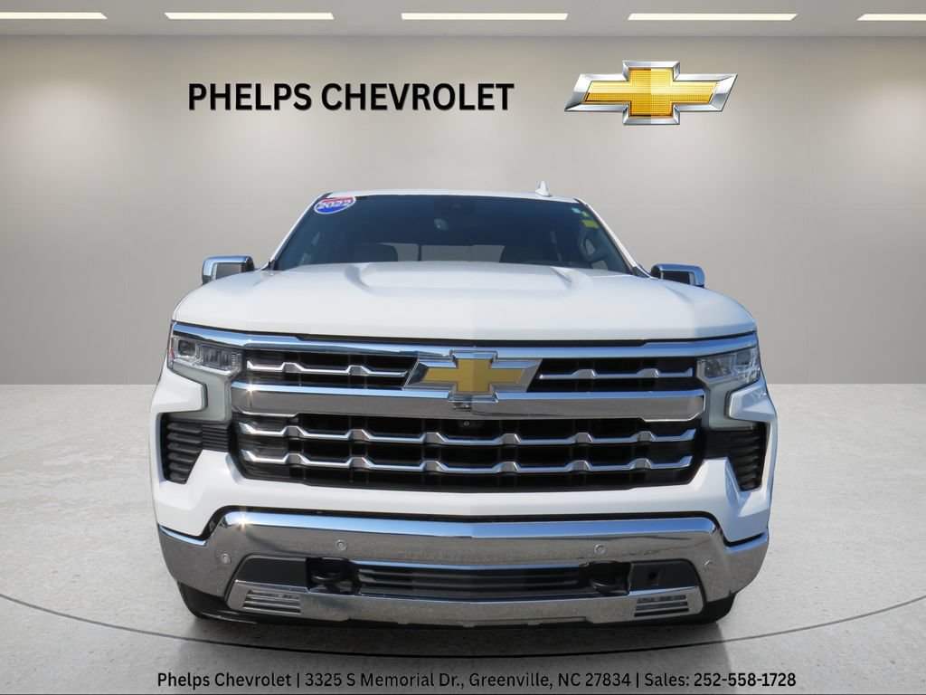 Used 2022 Chevrolet Silverado 1500 LTZ w/ LTZ Premium Package RWD image 4