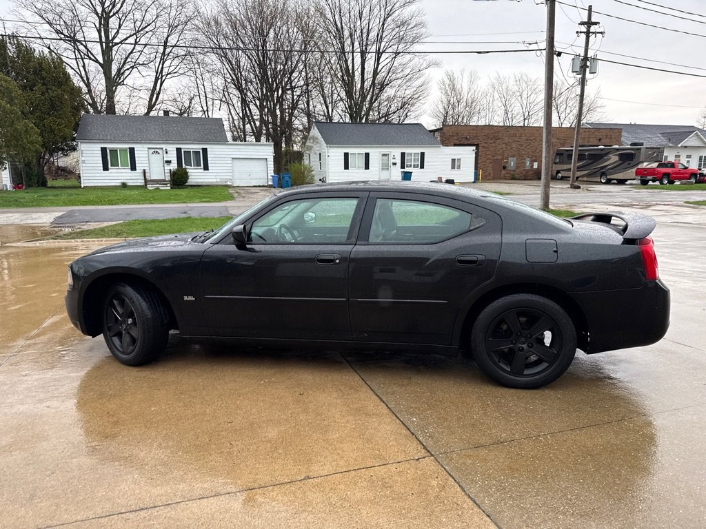 Used 2010 Dodge Charger Rallye RWD image 5