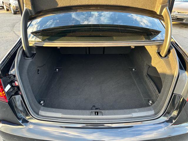 Used 2018 Audi A6 2.0T Premium w/ 20" Black Optic Wheel Package image 17