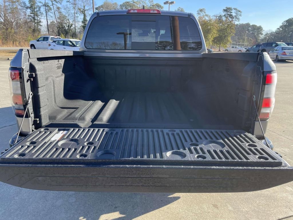 Used 2026 Nissan Frontier S w/ S Utility Package image 9
