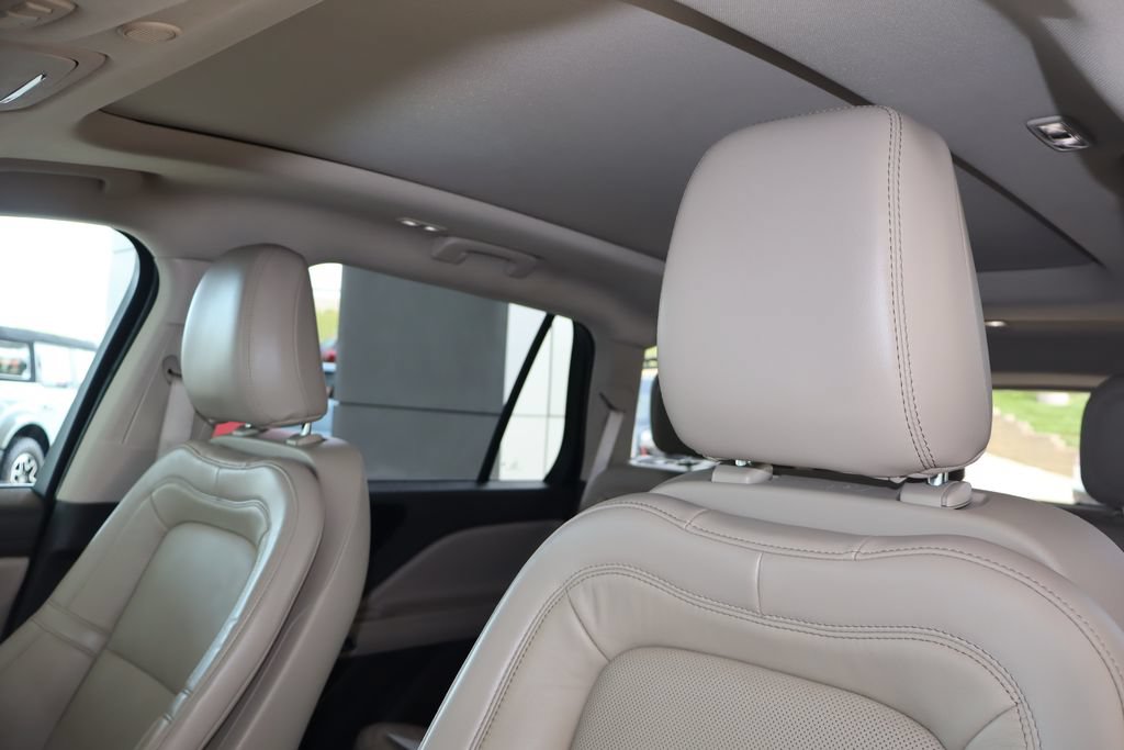 Used 2021 Lincoln Aviator Reserve w/ Equipment Group 201A RWD image 19