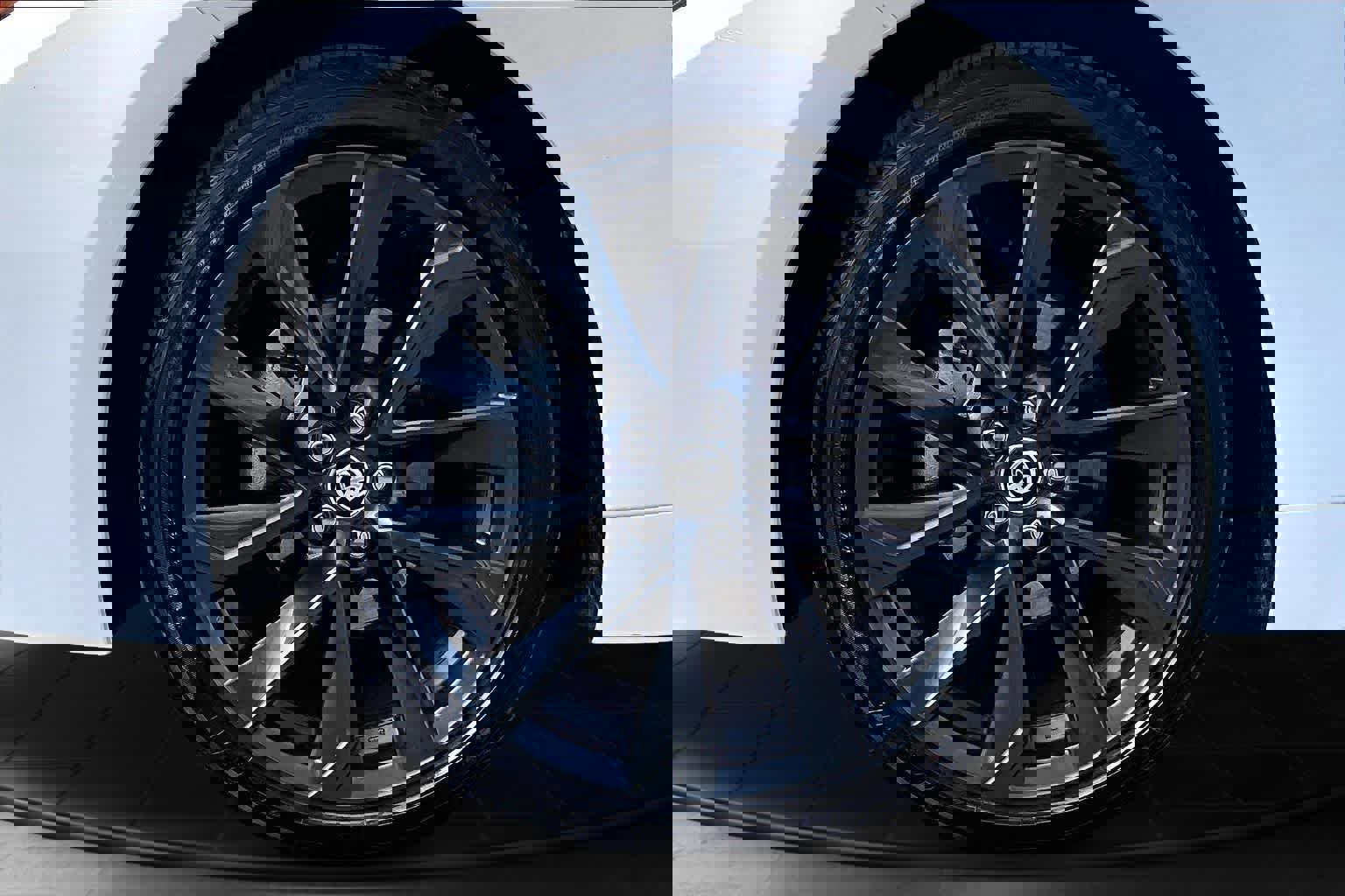 Used 2025 Toyota Corolla SE FWD image 8