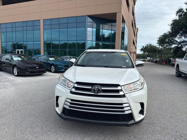 Used 2019 Toyota Highlander LE FWD image 11