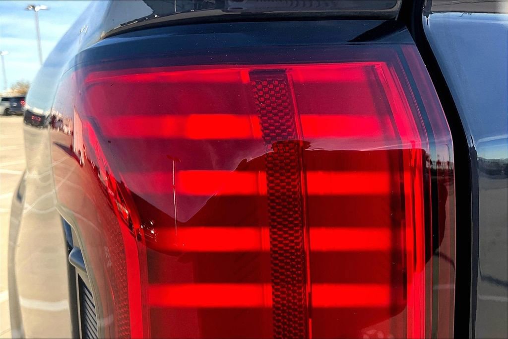 Used 2024 Toyota Tacoma Limited image 39