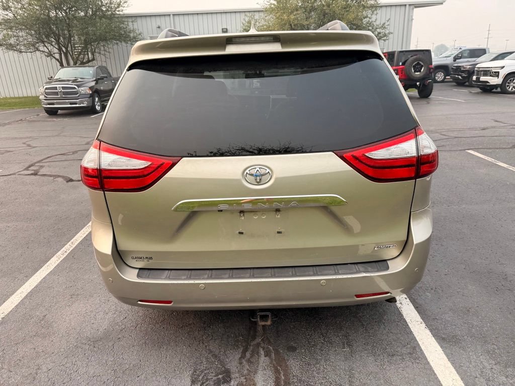 Used 2015 Toyota Sienna Limited Premium w/ Advanced Technology Package FWD image 8