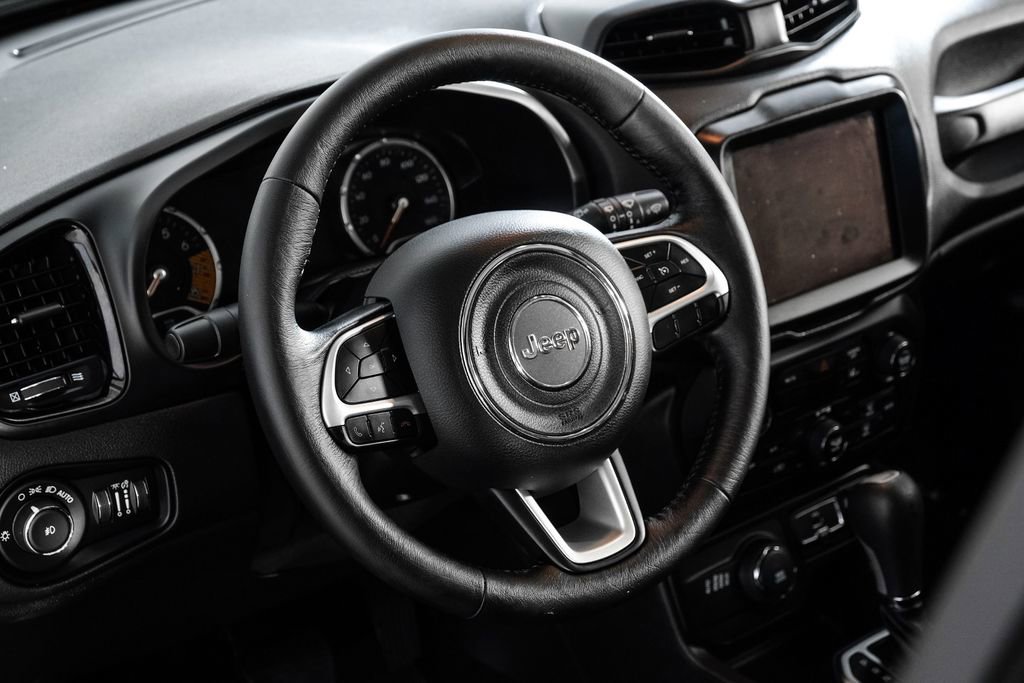 Used 2023 Jeep Renegade Altitude w/ Sun/Sound Group image 15