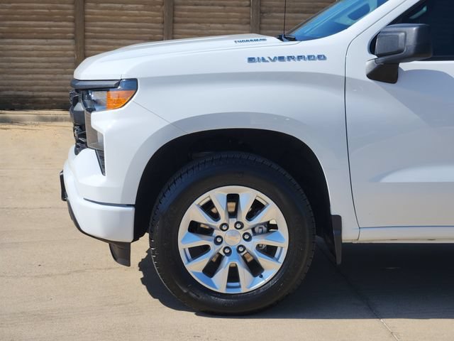 Used 2025 Chevrolet Silverado 1500 Custom RWD image 16