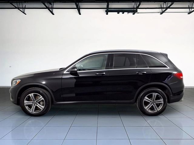 Used 2019 Mercedes-Benz GLC 300 4MATIC image 2